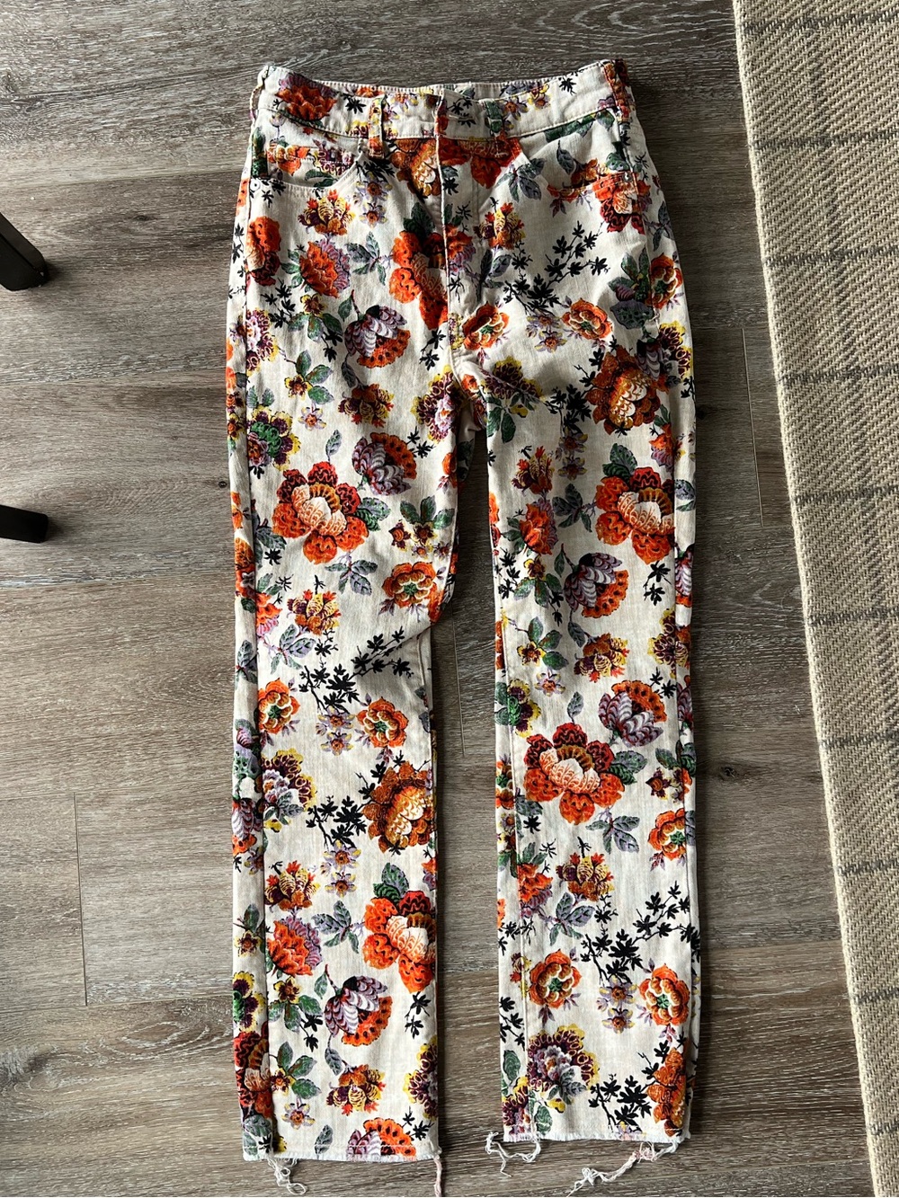 Anthropologie PILCRO floral pant